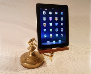 Illustration for article titled The Geekiest Toys to Help Turn Your Cubicle into a Lair